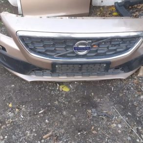 Volvo V40 spares