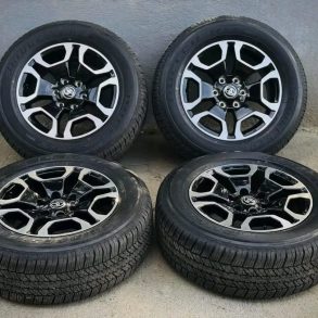 Toyota Hilux / Fortuner 18inch brand new rims and tyres