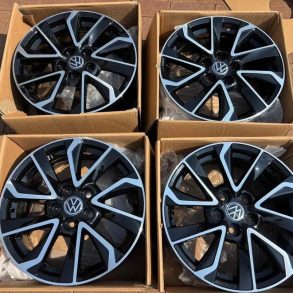 Volkswagon / Toyota Cross 17inch rims