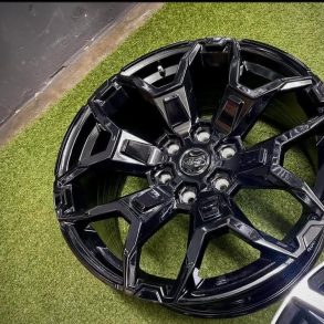 17inch Toyota Hilix GR sport rims